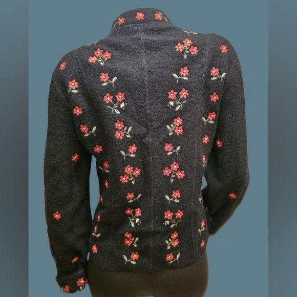 Talbots Vintage Embroidered Cardigan Sweater Size Small NWT - Picture 6 of 16